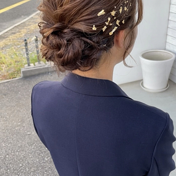金箔を使ったヘアアレンジSign 南区皆実町美容室サイン
