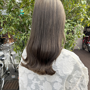 アッシュベージュ day's eye Sign 南区皆実町美容室デイジーサイン