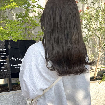 オリーブベージュ day's eye Sign 南区皆実町美容室デイジーサイン