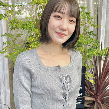 オリーブグレージュ day's eye Sign 南区皆実町美容室デイジーサイン